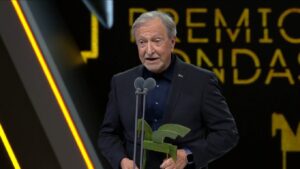 Paco Lobatón recoge el Premio Ondas 2025.