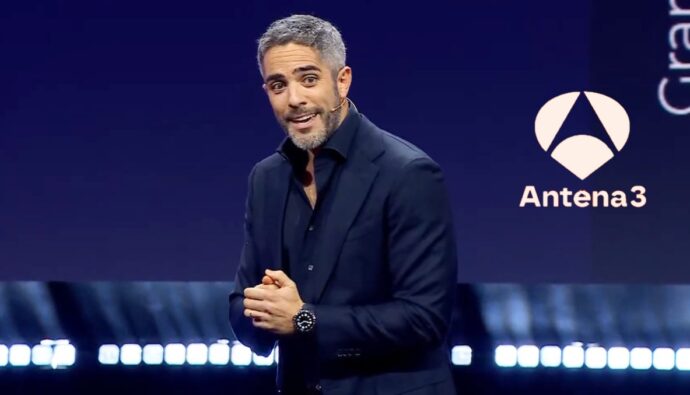 Roberto Leal presentará 'Nos vamos de madre'.