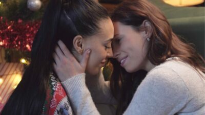 Marina Baeza y Carla Flila en 'Una novia por Navidad'.