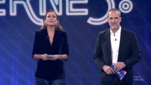 Beatriz Archidona y Santi Acosta en 'De Viernes'.