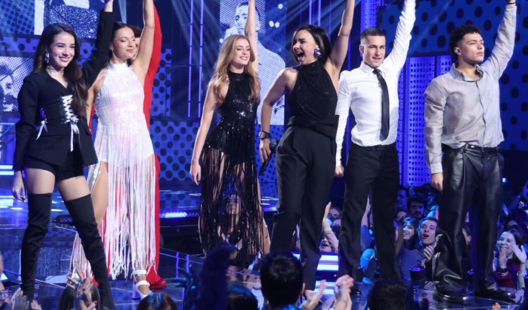 Chenoa y los finalistas de 'OT 2025'.