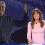 Isabel Jiménez se despide de Carlos de Francisco.