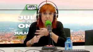 Loles León en 'Julia en la Onda'.
