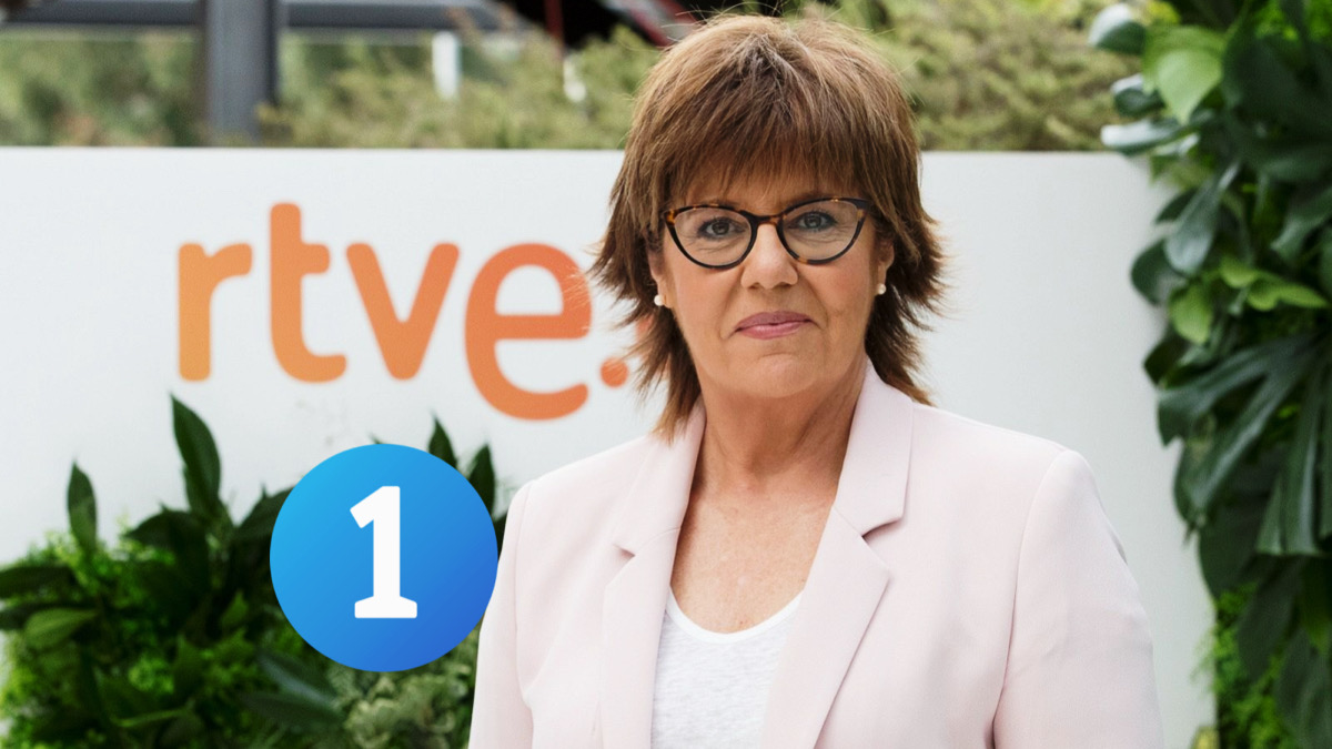 María Escario y el logo de La 1 de RTVE