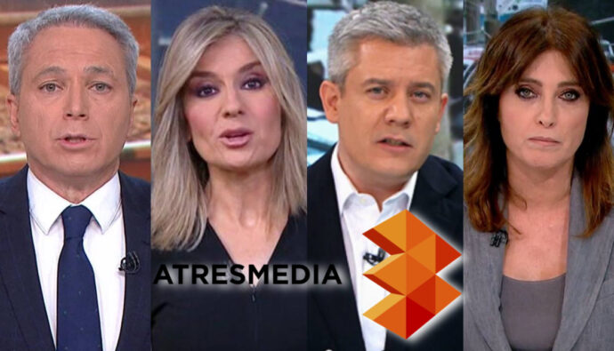Vicente Vallés, Sandra Golpe, Rodrigo Blázquez, Helena Resano y el logo de Atresmedia