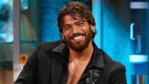 Can Yaman en 'La Revuelta'.