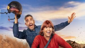 Roberto Leal y su madre Mercedes en 'Nos vamos de madre'.