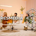 El programa 'Juntas, cambiamos' y logotipo de Atresmedia