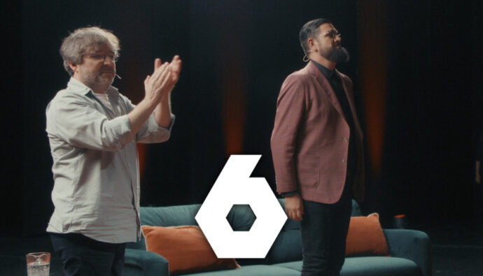 Jordi Évole, Manu Sánchez y logo de La Sexta