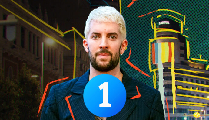 David Broncano, presentador de 'La Revuelta', y logo de La 1
