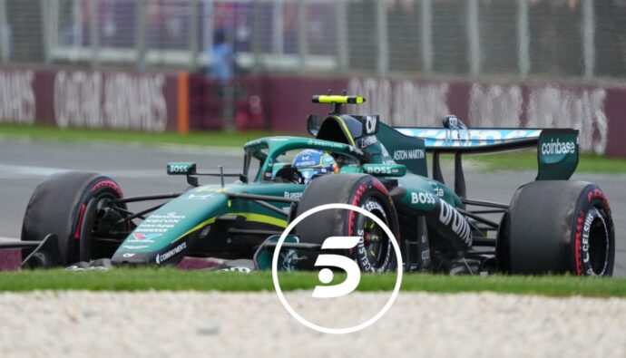 El coche de Fernando Alonso y el logo de Telecinco