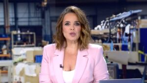 Carme Chaparro en 'Informativos Telecinco'.