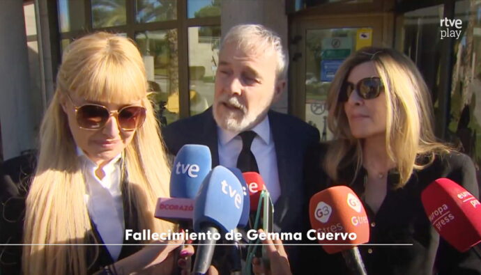 Cayetana, Fernando y Natalia Guillén Cuervo