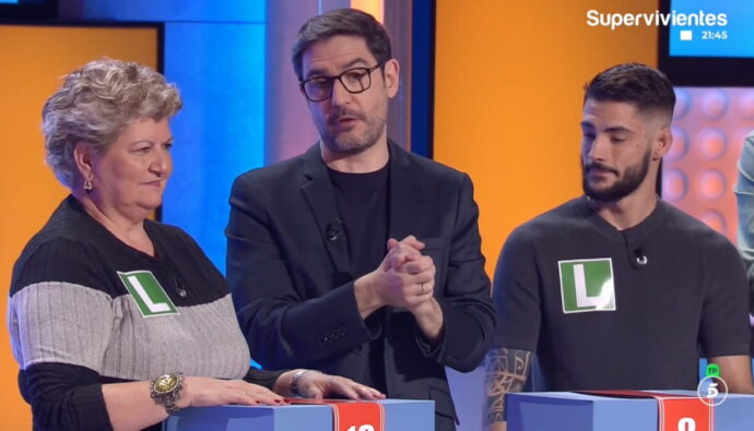 Juanra Bonet y dos nuevos concursantes de 'Allá tú'