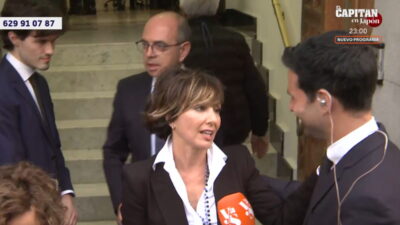 Sonsoles Ónega atiende a 'Y ahora Sonsoles'.