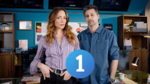 María Hervás y Hugo Silva, protagonistas de 'Rojo sobre blanco'.