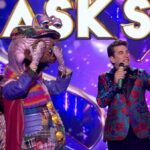 Arturo Valls y el Caracol en 'Mask singer'