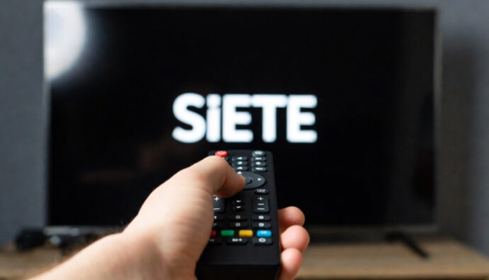 Revolución en la TDT: Llega un nuevo canal a la televisión, afín a Moncloa, que aspira a repetir el pelotazo de La Sexta