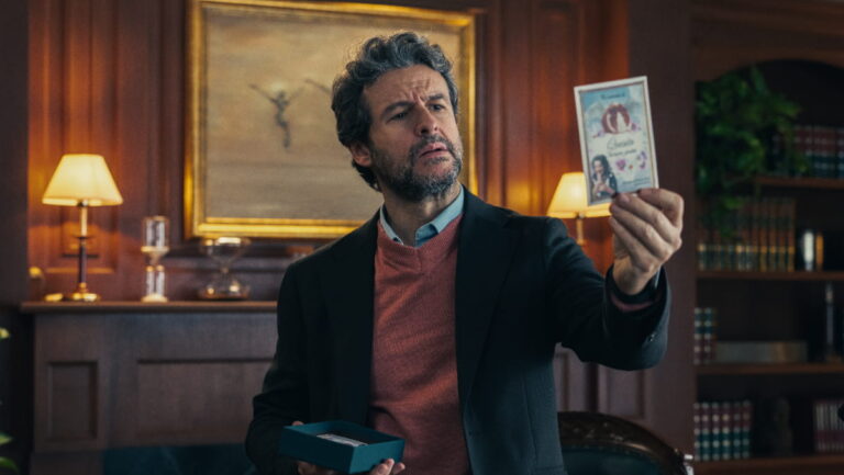 Diego Martín en la última temporada de 'Muertos S.L.'