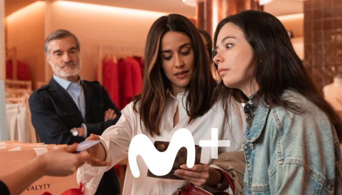 Macarena García y Anna Castillo en 'Se tiene que morir mucha gente'
