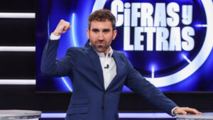 Aitor Albizua, presentador de 'Cifras y Letras'