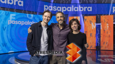 Manu Pascual, Roberto Leal y Rosa Rodríguez en 'Pasapalabra'