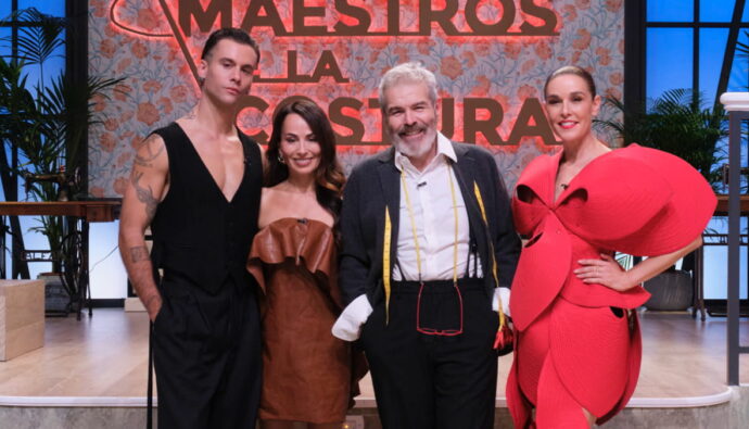 Raquel Sánchez Silva y el jurado de 'Maestros de la costura Celebrity 2'