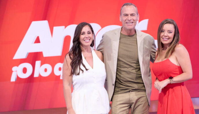 Anabel Pantoja, Carlos Lozano y Ana Santiago en la presentación de 'Amor...¡o lo que surja!'