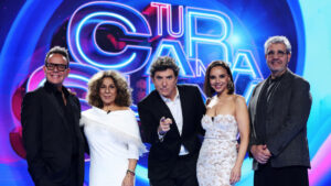 Manuel Fuentes y el jurado de 'Tu cara me suena'
