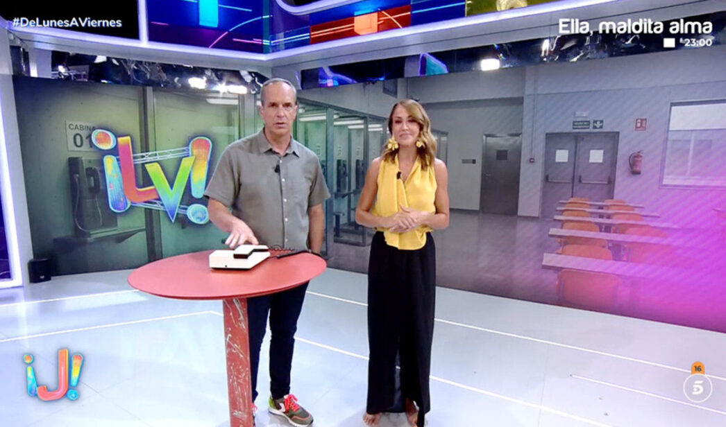 Santi Acosta y Beatriz Archidona en 'De Lunes a Viernes'