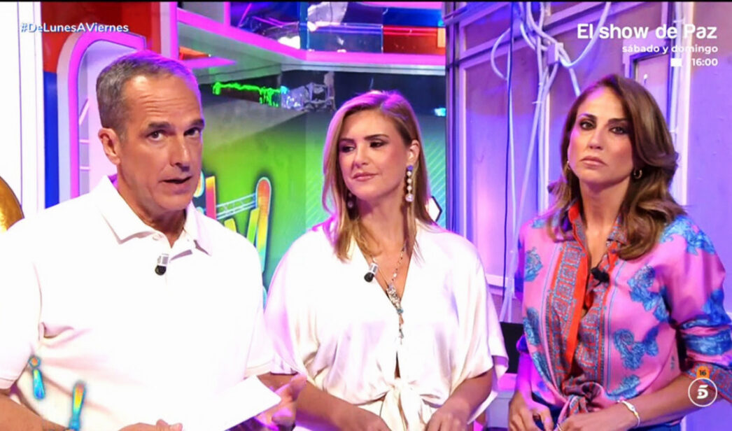 Santi Acosta, Beatriz Archidona y María Jesús Ruiz en 'De Lunes a Viernes'
