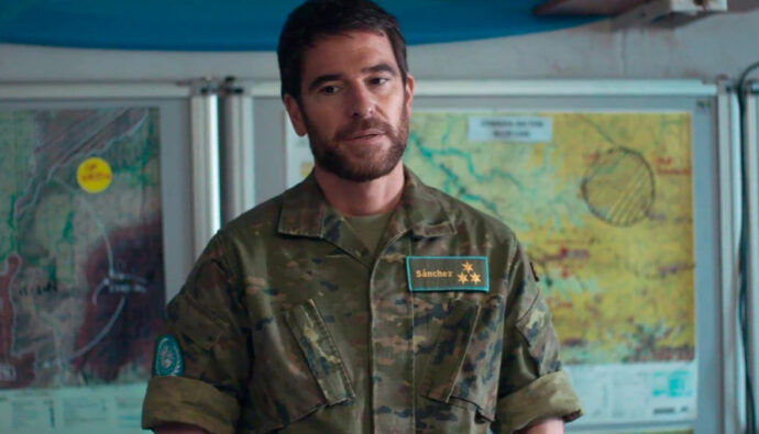 El actor Alfonso Bassave en la serie 'Fuerza de Paz'