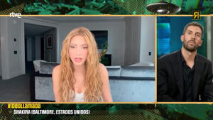 Shakira y David Broncano en 'La Revuelta'