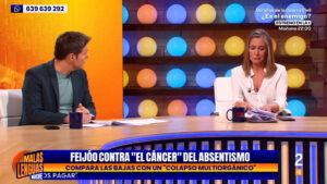Jesús Cintora y la colaboradora Marta Gómez Montero, en 'Malas Lenguas Noche'