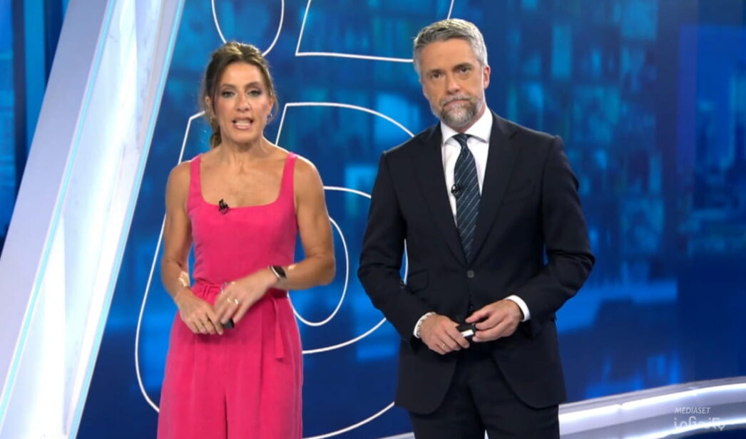 Ángeles Blanco y Carlos Franganillo en 'Informativos Telecinco'