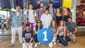 Los concursantes de 'Hasta el fin del mundo 2' en el aeropuerto