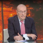 Carlos Dávila en el especial informativo