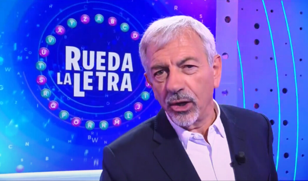 Carlos Sobera en la nueva promo de 'Rueda la Letra' con 'El Rosco'