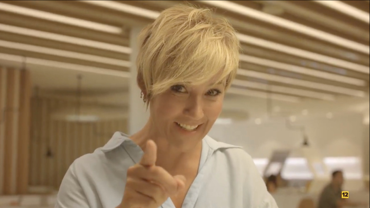Cristina Pardo en una promo de 'La Mesa'