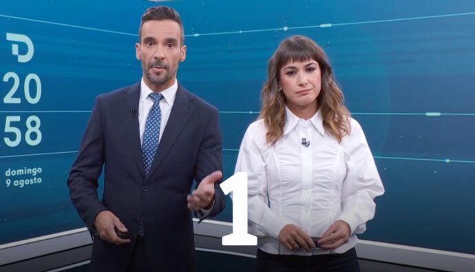 Lluis Guilera y Marina Ribel en el 'Telediario fin de semana'