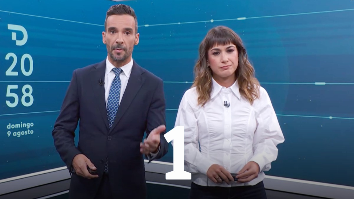 Lluis Guilera y Marina Ribel en el 'Telediario fin de semana'