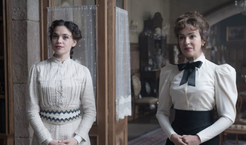 Verónica Sánchez y Martina Cariddi en 'Las hijas de la criada'