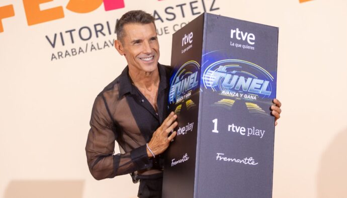 RTVE presenta 'El Túnel', su nuevo concurso con Jesús Vázquez: Número de programas, participantes y claves de la mecánica