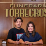 Los hermanos Laura y Alberto Caballero, creadores de 'Muertos S.L.'