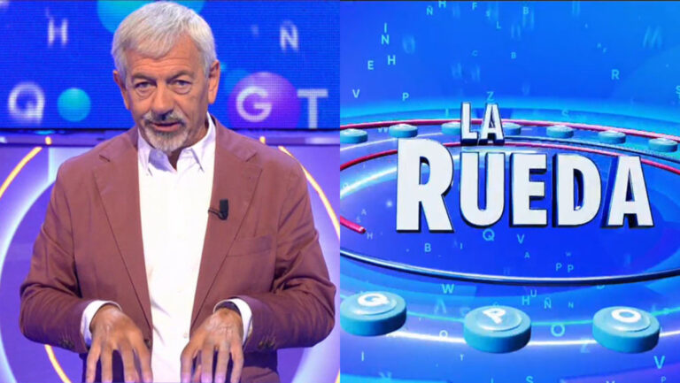 Carlos Sobera y el logo del Rosco de 'Rueda la Letra'