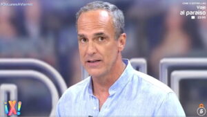 Santi Acosta anuncia la invitada de 'De Viernes'
