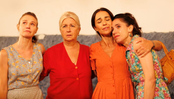 Imagen del capítulo 1 de 'A la deriva'