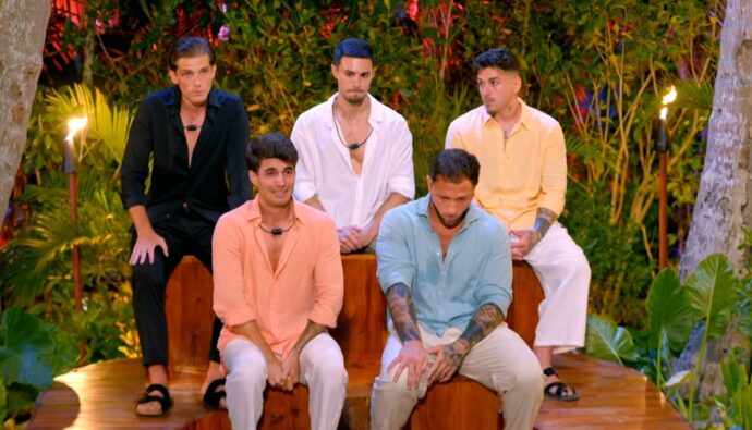 Los chicos en la hoguera de 'La isla de las tentaciones 11'.