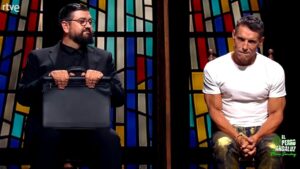 Manu Sánchez con Jesús Vázquez en 'El perro andaluz'.