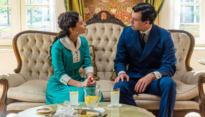 Curro y Ángela en 'La Promesa'